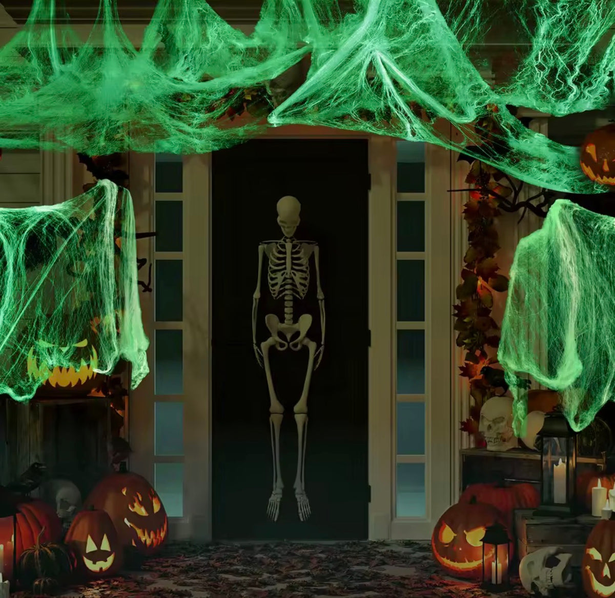 Glow in the Dark Stretch Spider Web with Spiders – Halloween Indoor & Outdoor Decor