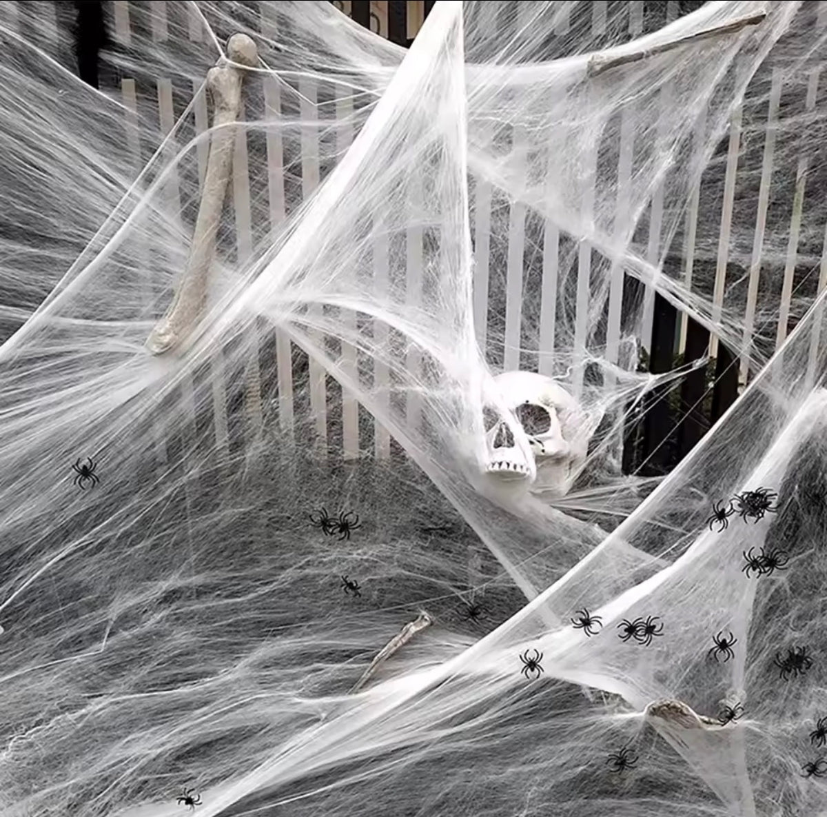 Stretchy Spider Web with Spiders – Halloween Cobweb Decoration (5 Colors)